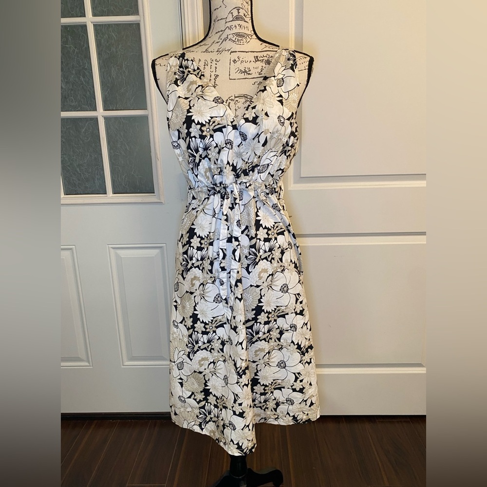Jennifer & Grace Cotton Black, White,‎ and Tan Floral Dress - Size Large/L B